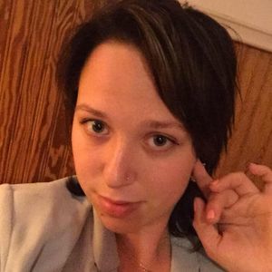 Meet your Posher, Chloe